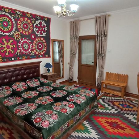 Meros B&B Khiva Bagian luar foto