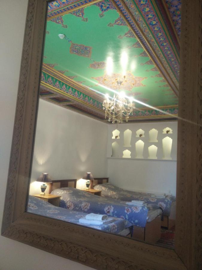 Meros B&B Khiva Bagian luar foto