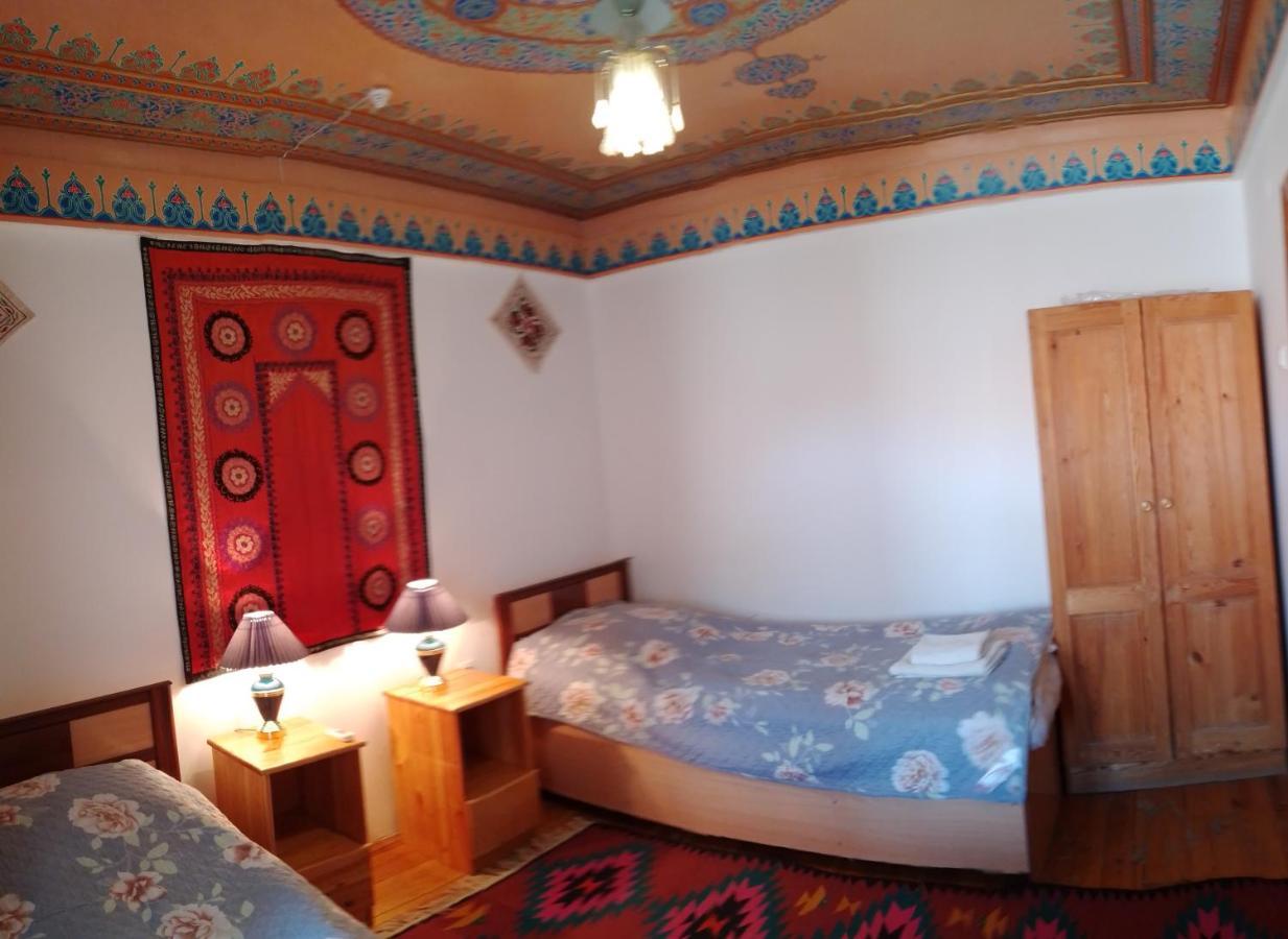 Meros B&B Khiva Bagian luar foto