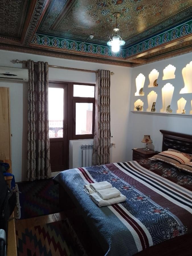 Meros B&B Khiva Bagian luar foto