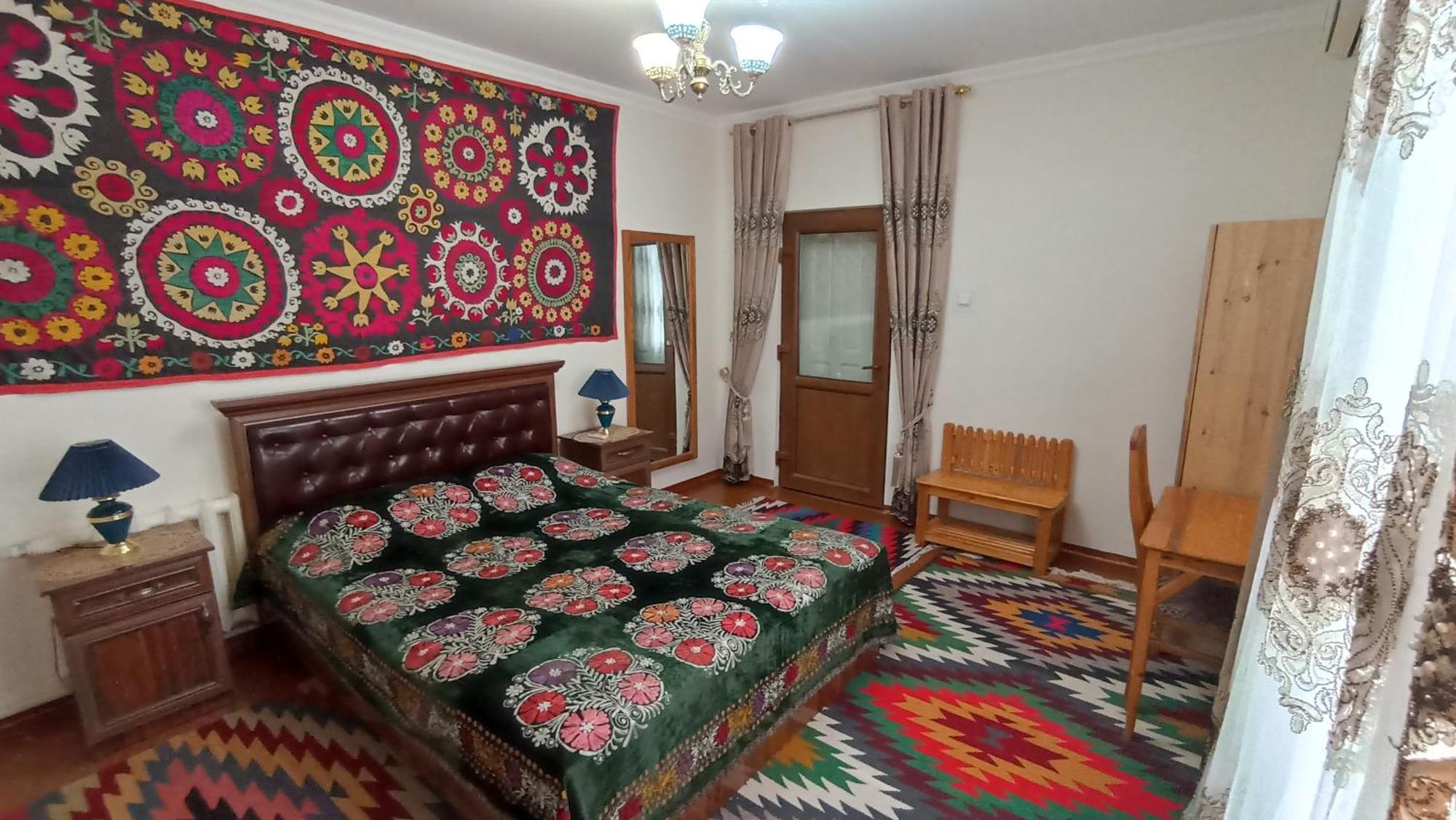 Meros B&B Khiva Bagian luar foto