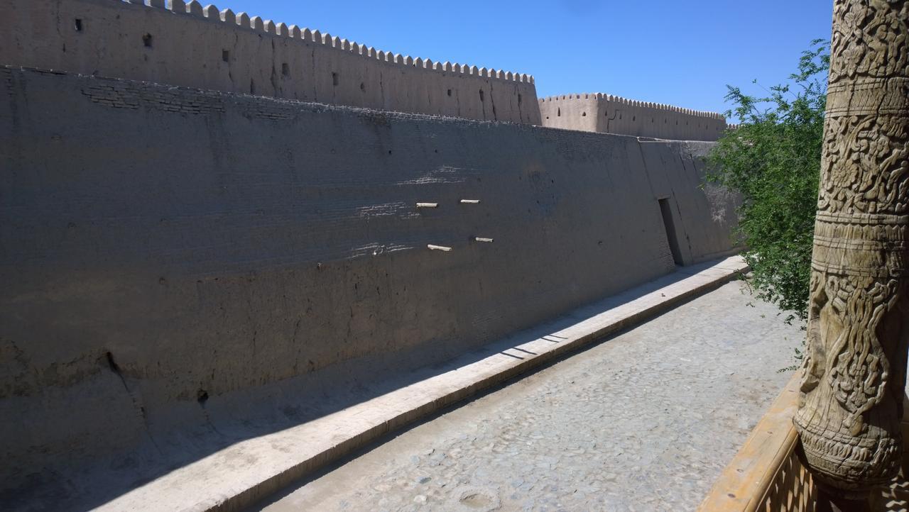 Meros B&B Khiva Bagian luar foto