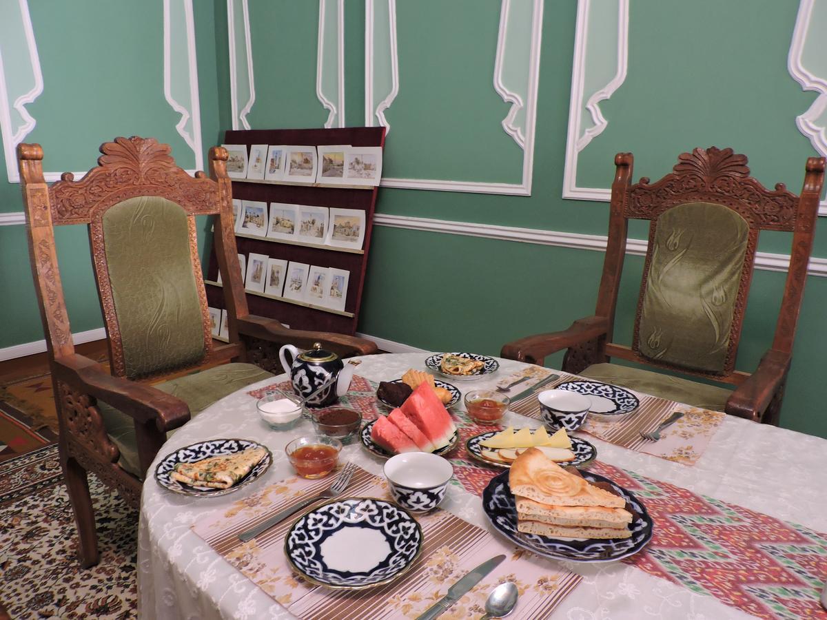 Meros B&B Khiva Bagian luar foto