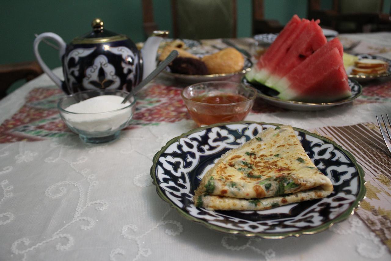 Meros B&B Khiva Bagian luar foto