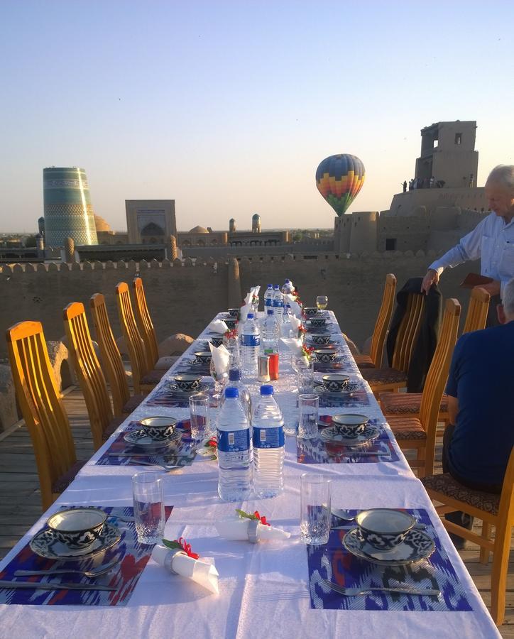 Meros B&B Khiva Bagian luar foto
